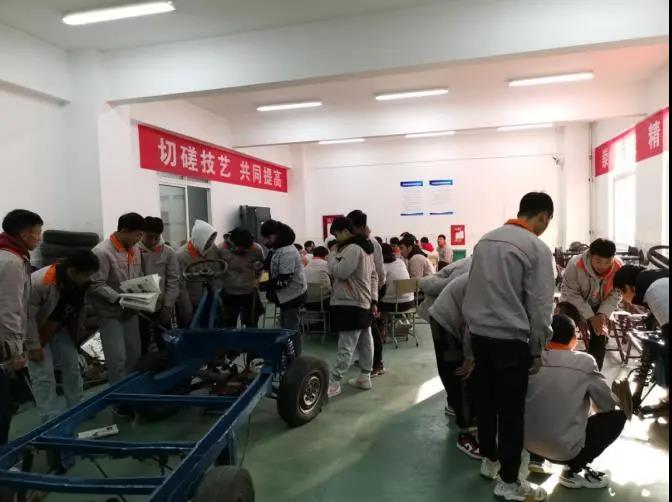 汽车4.jpg