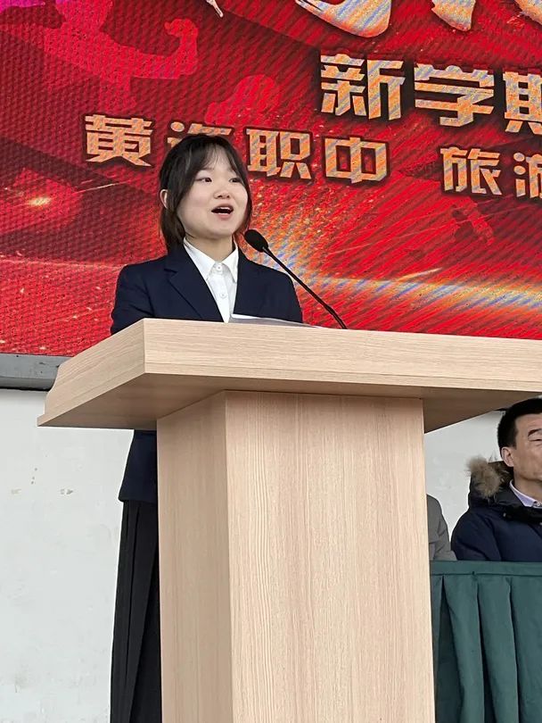 1651806676409662.jpg 8a26624e1beab4a782e009319f1fbe93.jpg